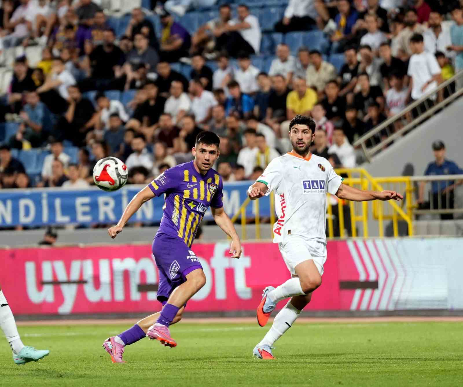 Trendyol Süper Lig: Eyüpspor: 2 - Corendon Alanyaspor: 1 (Maç sonucu)