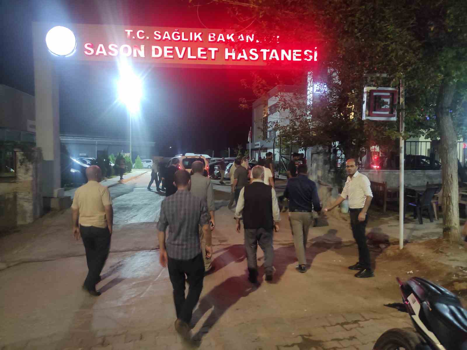 Batman’da meşe ağacından düşen şahıs hayatını kaybetti