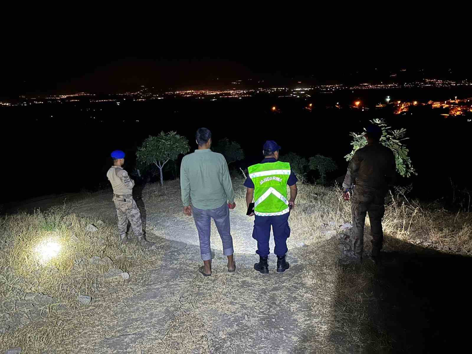 Jandarmadan ‘incir hırsızı’ nöbeti