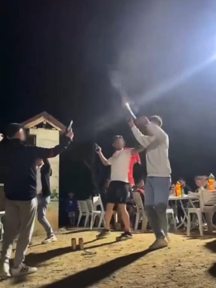 Asker eğlencesinde silahlar ateşlendi