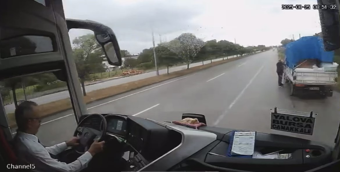 Samsun’da 2 kişinin öldüğü otobüs kazasının dehşet görüntüleri ortaya çıktı