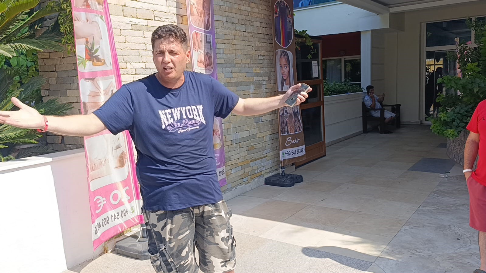 Tatilleri kabusa döndü, oteli terk ettiler