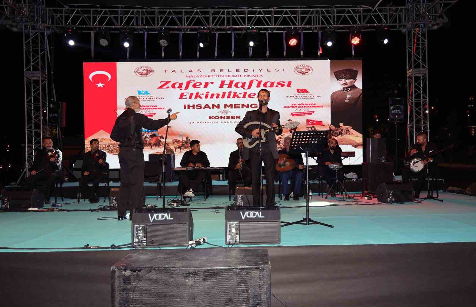 Talas’ta zafer coşkusu İhsan Menge konseriyle sürdü