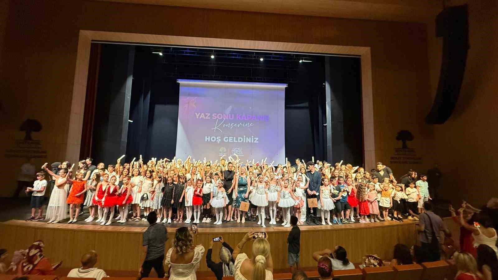 Şehitkamil yaz sanat akademisi konserle sona erdi