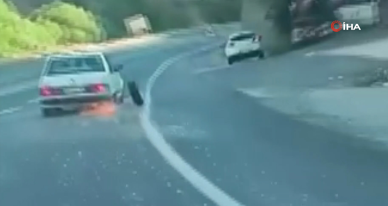 Tofaş Şahin’in seyir halindeyken tekeri koptu, facianın eşiğinden dönüldü: O anlar kamerada