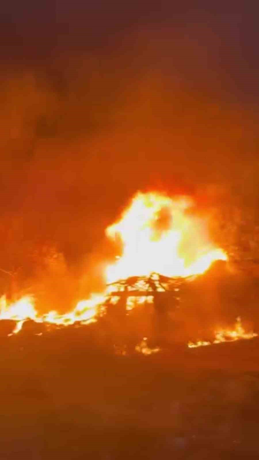 Kocaeli’de otluk arazide çıkan yangın söndürüldü