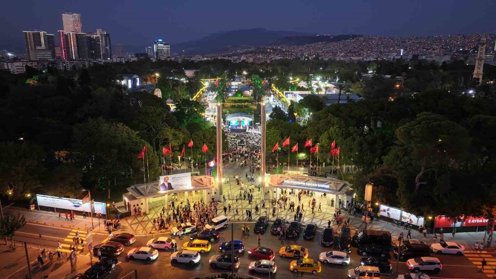 İzmir Enternasyonal Fuarı 94. kez kapılarını açtı