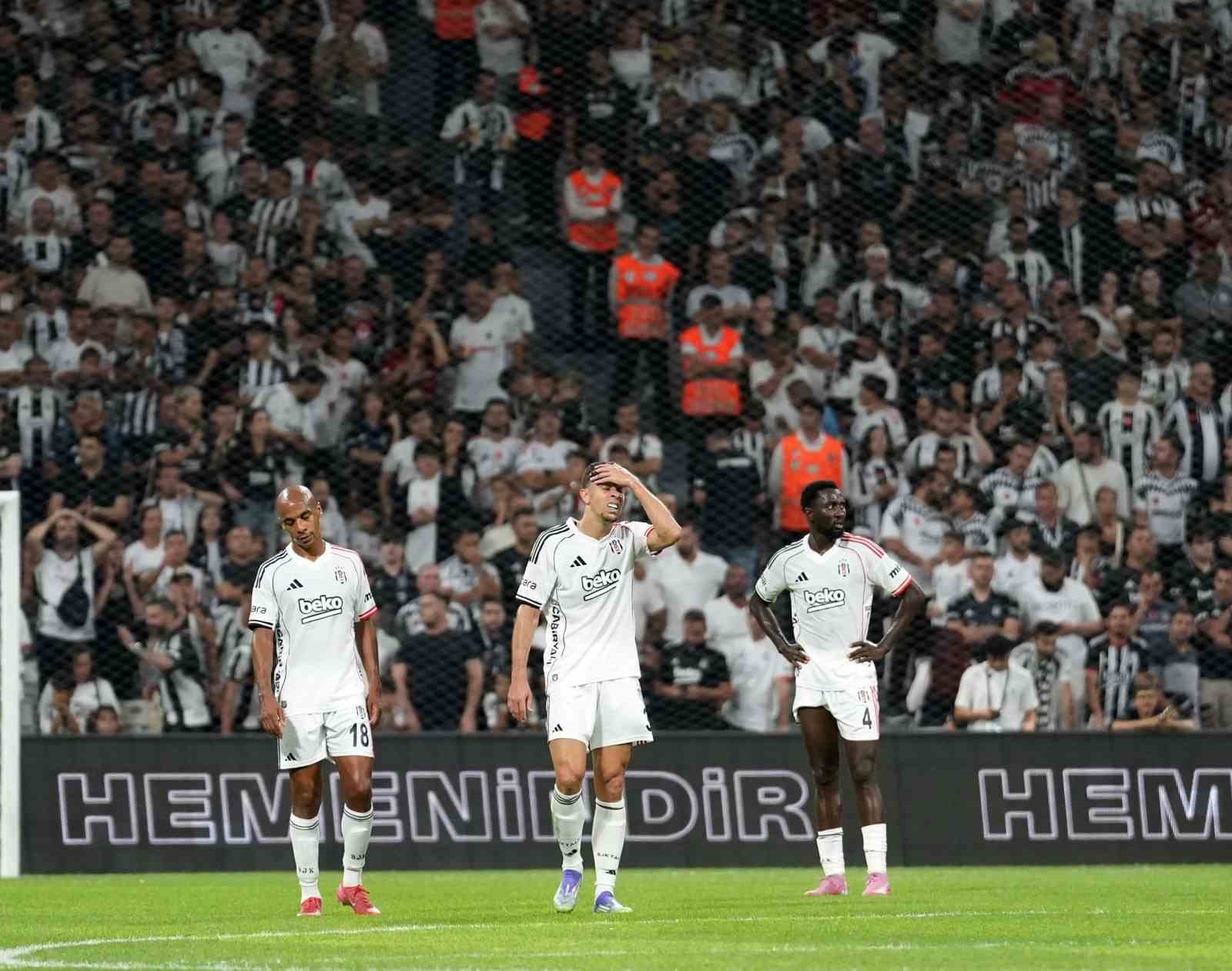 Beşiktaş’tan Gabriel Paulista açıklaması