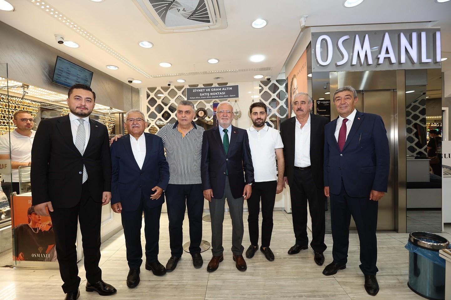 Elitaş ve Büyükkılıç, Kazancılar Çarşısı’nı ziyaret etti