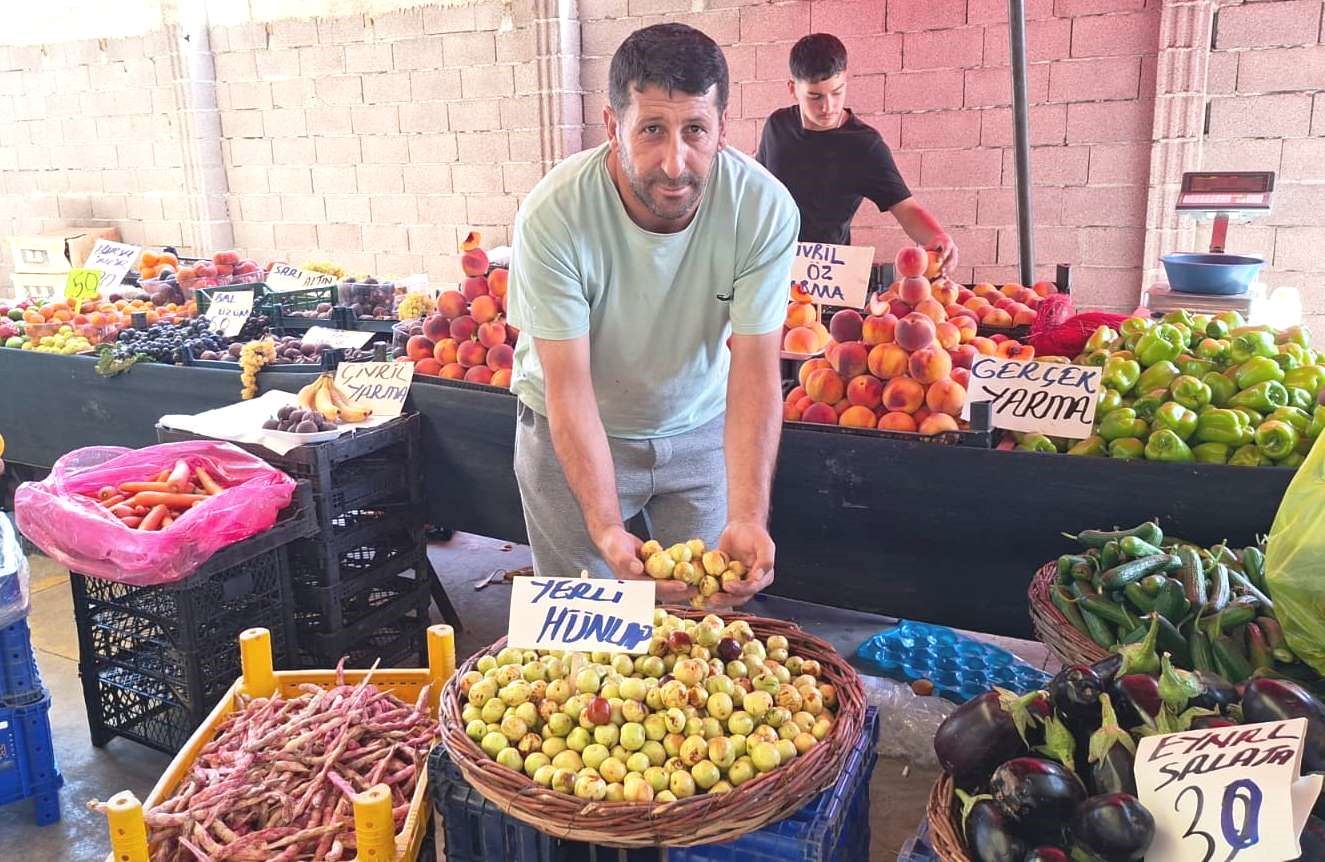 Kalp dostu hünnap tezgahlarda yerini aldı