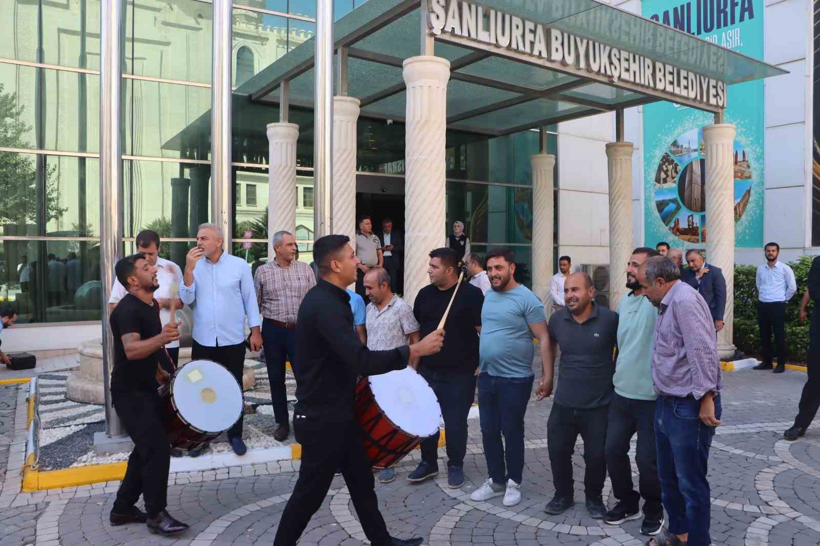 Şanlıurfa’da işten çıkarılma korkusu sevince dönüştü