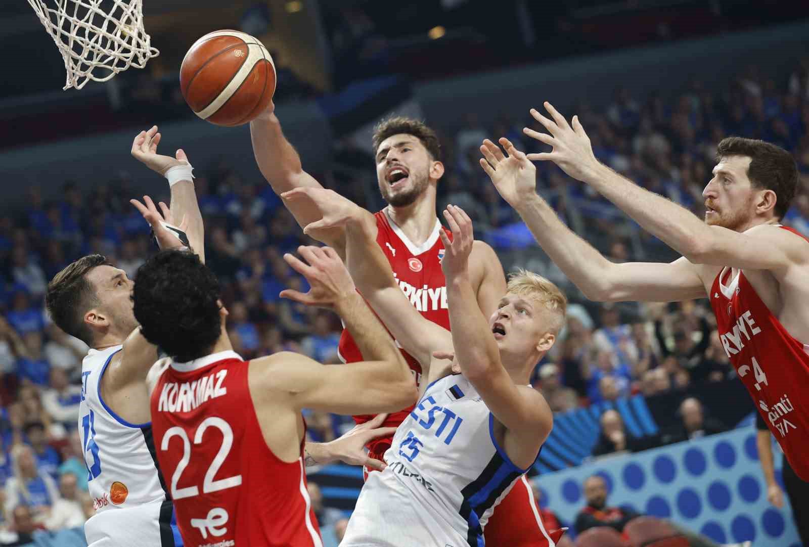 12 Dev Adam, Avrupa Şampiyonası’nda 4’te 4 yaptı