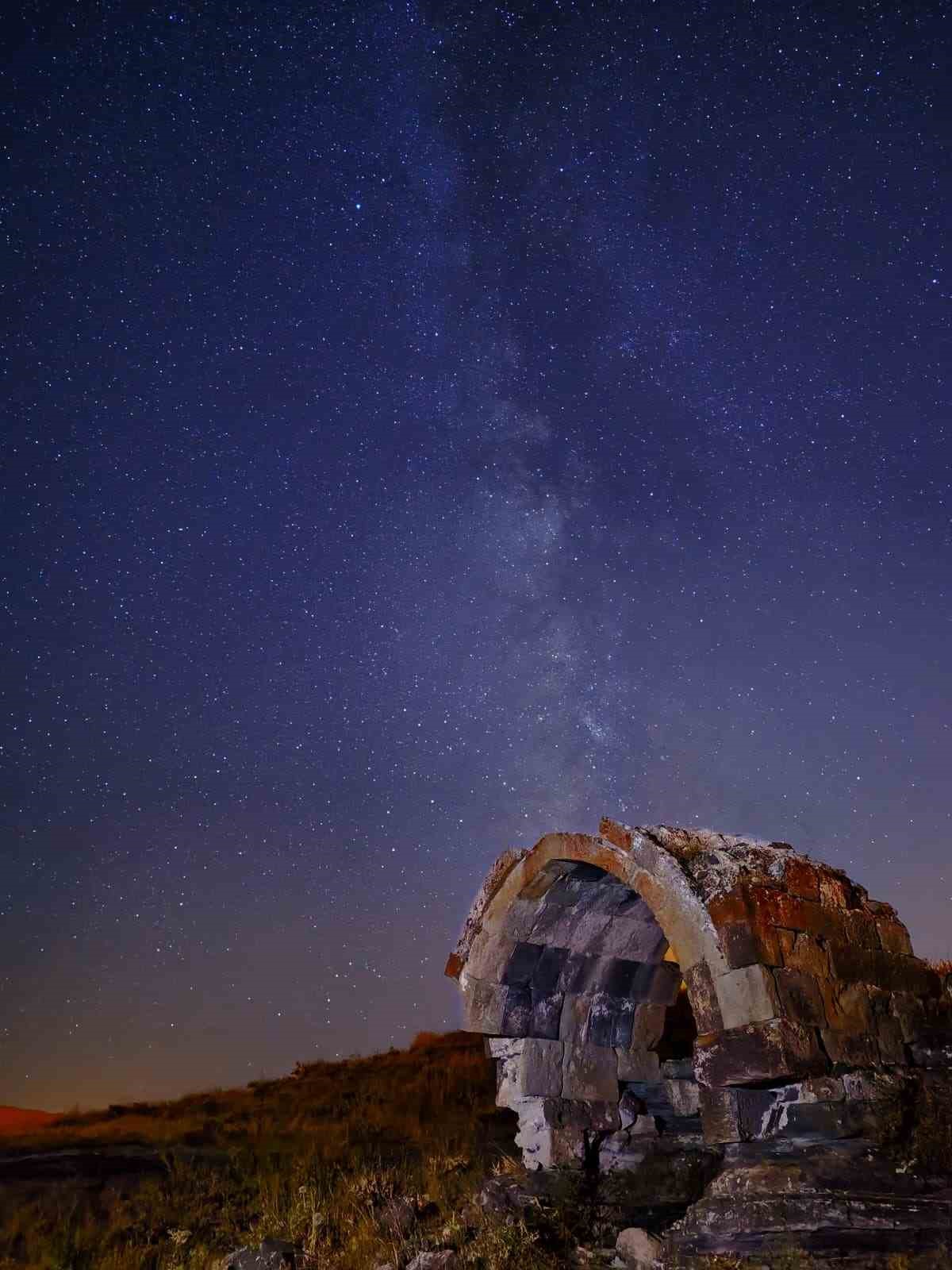 Samanyolu’nun ışıltısı Tatvan’da tarihle buluştu