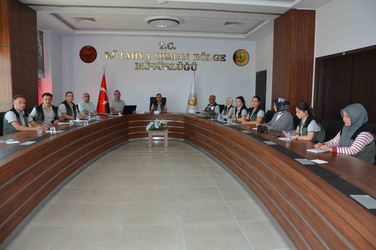 Kütahya OBM’de orman mühendislerine refiklik eğitimi