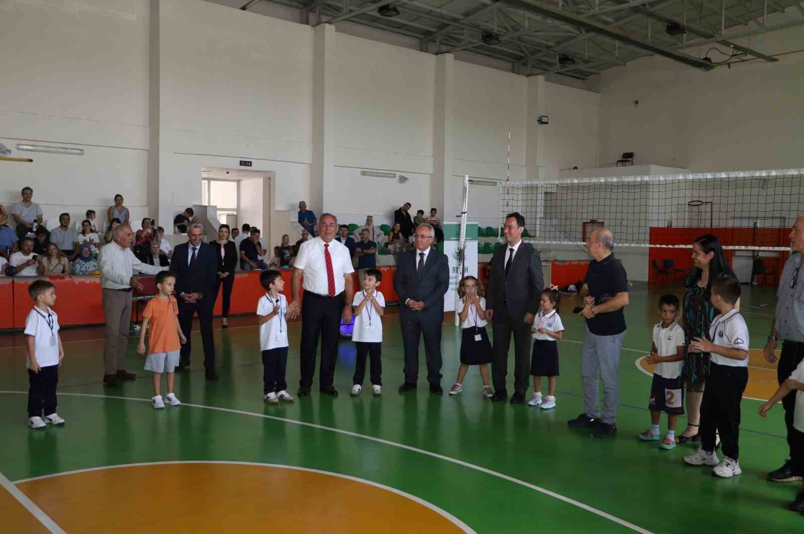 Bursa’da minikler okula ilk adımlarını attı