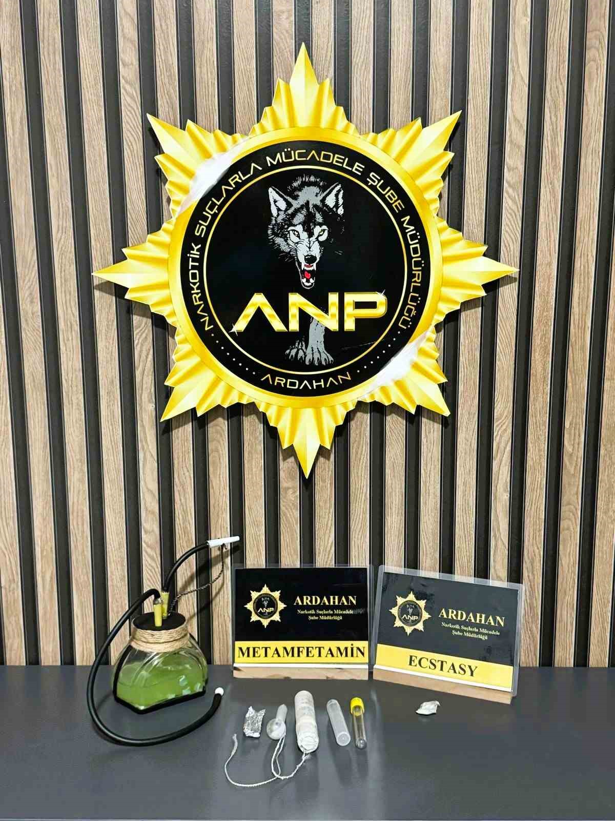 Ardahan’da uyuşturucu operasyonu: 3 kişi tutuklandı