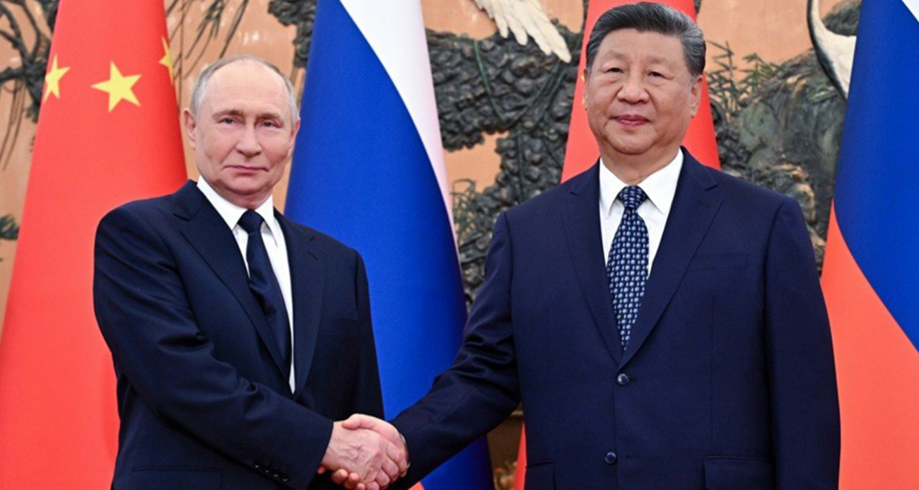 Çin Devlet Başkanı Xi, Rus mevkiidaşı Putin ile bir araya geldi
