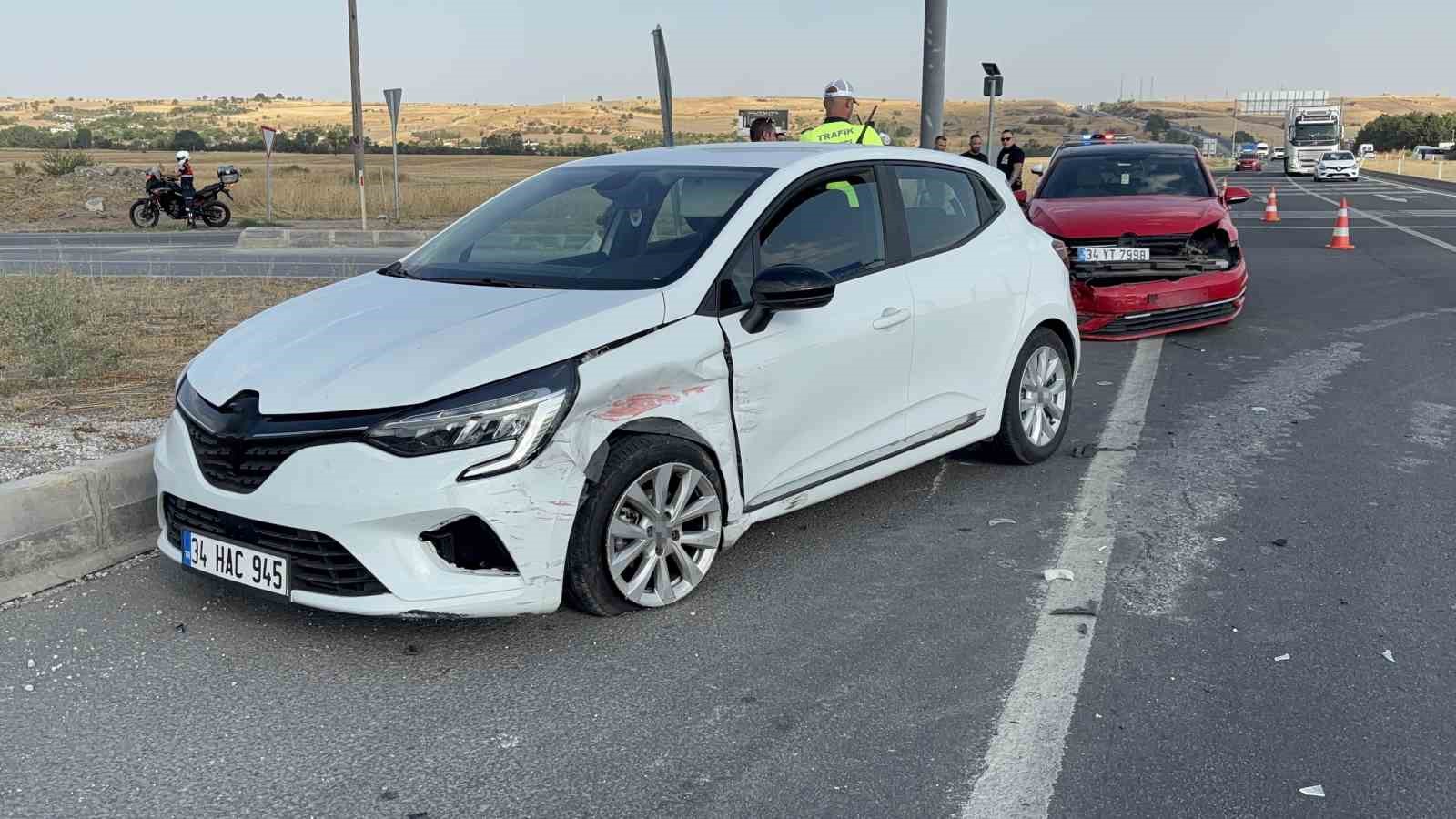 Edirne’de otomobiller çarpıştı: 1 yaralı