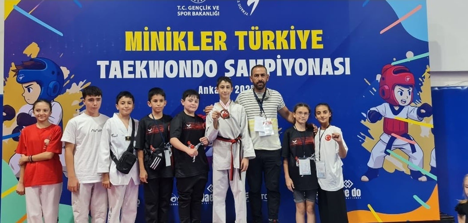 Minik taekwondocular Ankara’dan dereceyle döndü