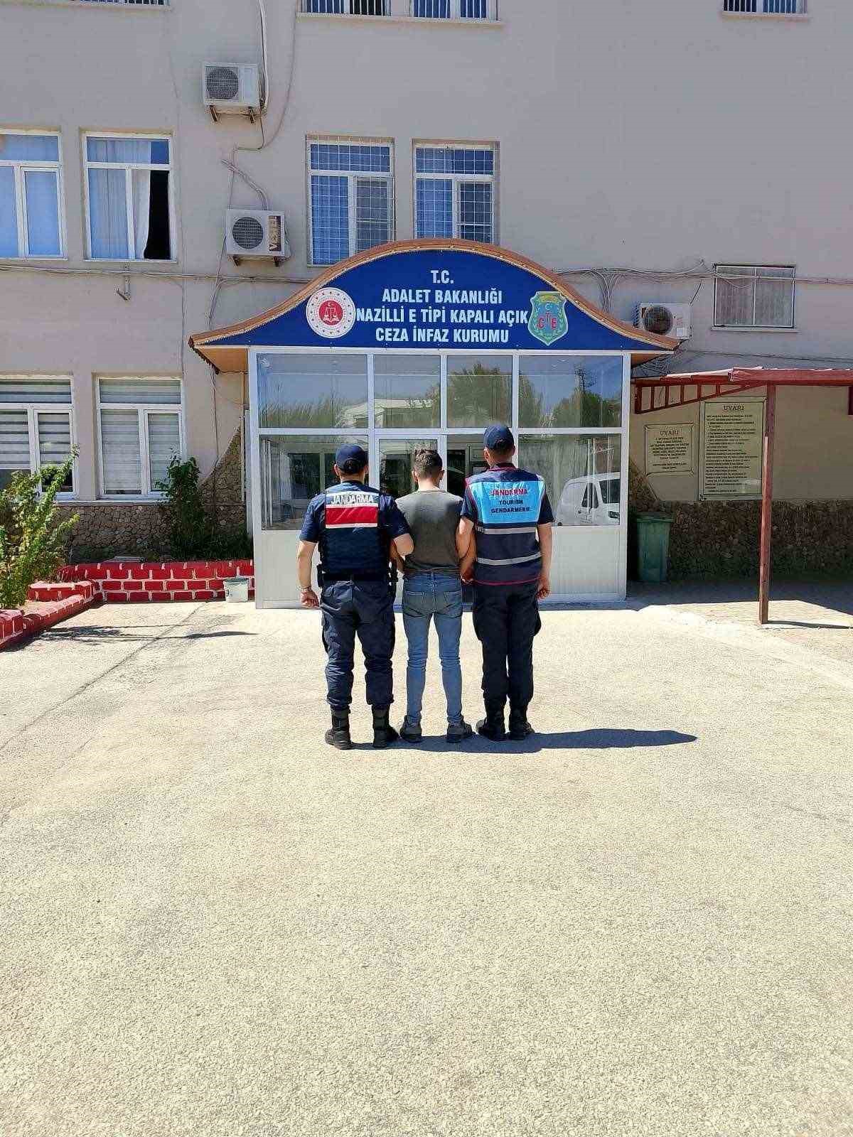 Hakkında 6 yıl 3 ay hapis cezası bulunan şahıs Nazilli’de yakalandı