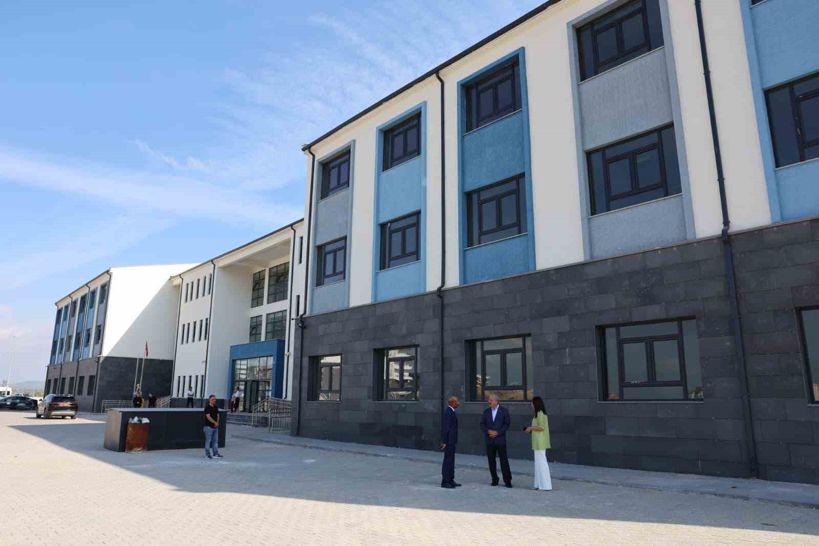Çanakkale’ye yeni okul