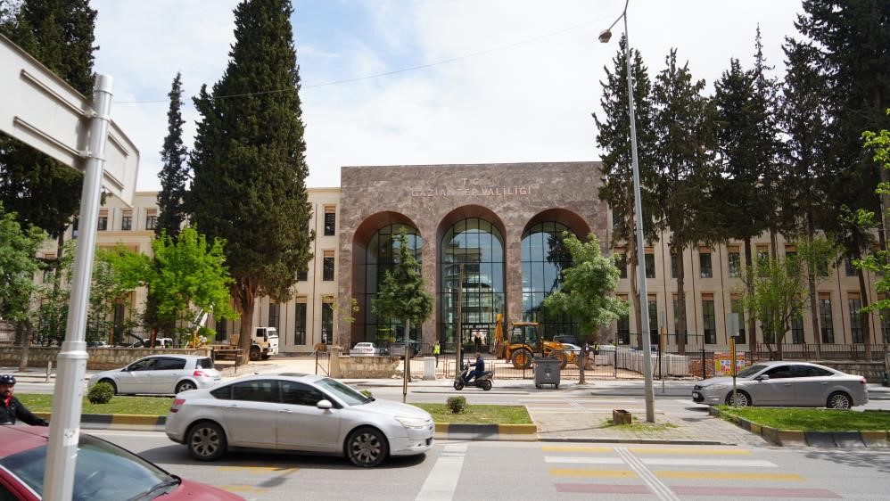 Gaziantep Valiliği’nden okul saatleri için  1 günlük düzenleme