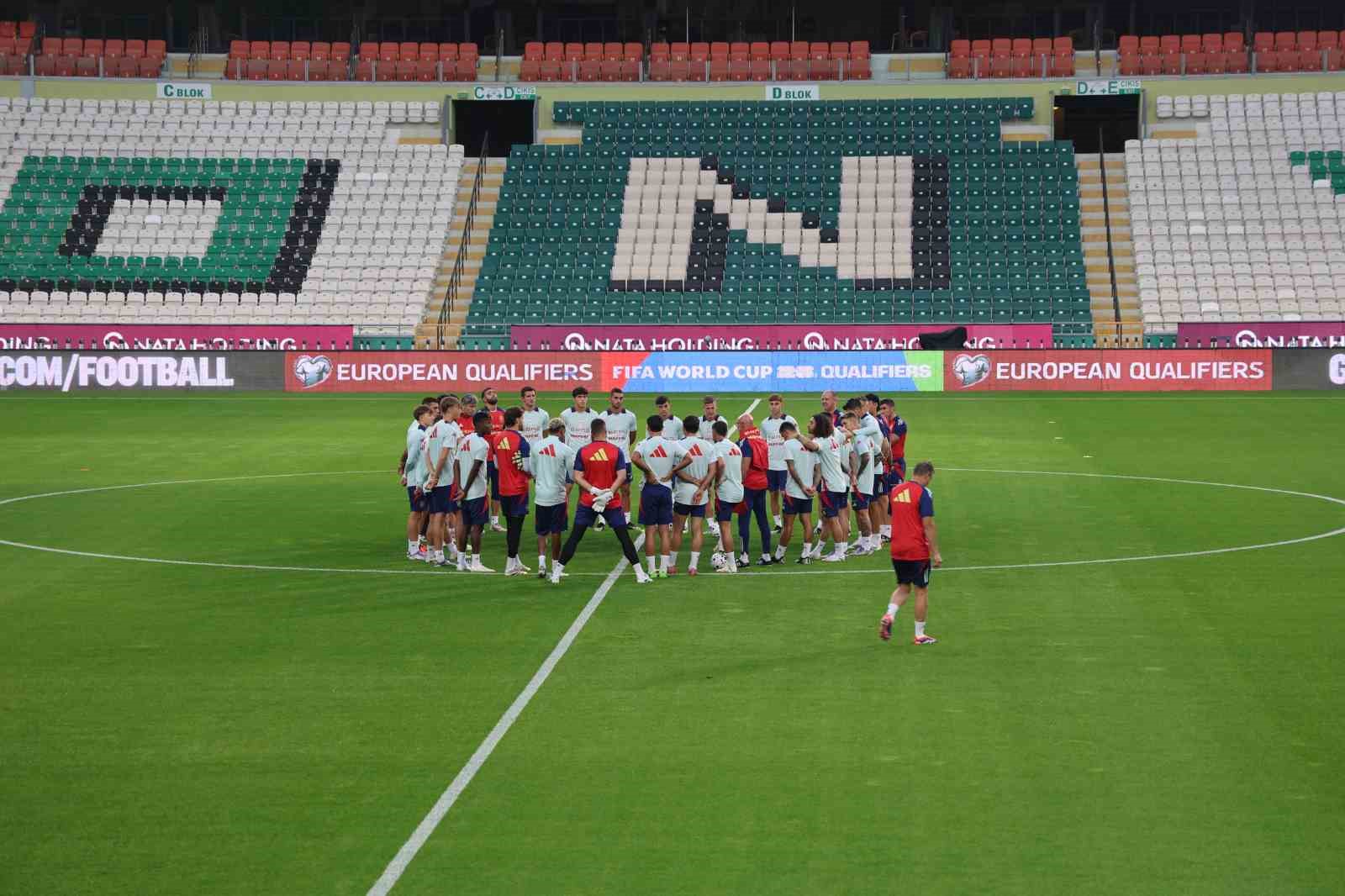 İspanya, Türkiye maçının hazırlıklarını tamamladı