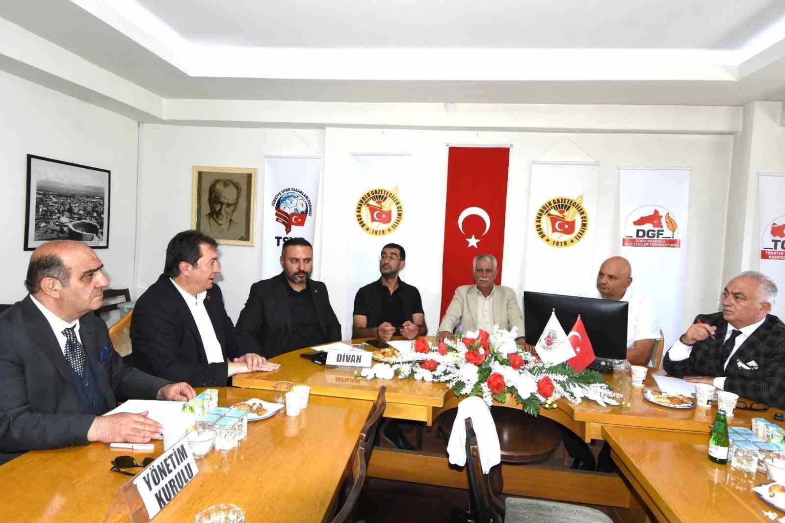 DGF’de görev bölümü