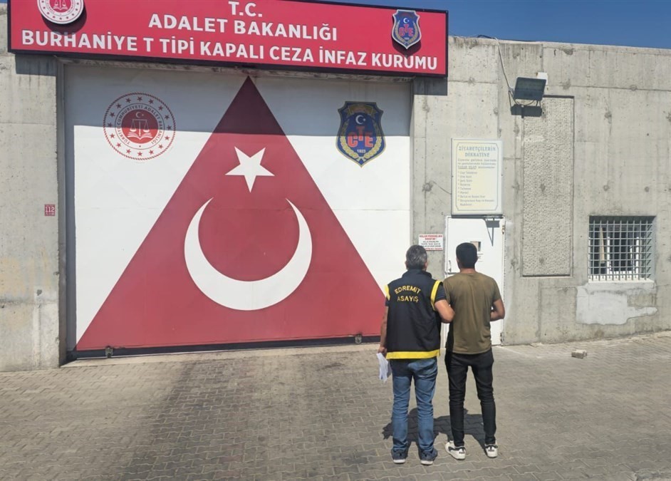 Balıkesir’de eş zamanlı operasyonda 41 aranan şahıs yakalandı