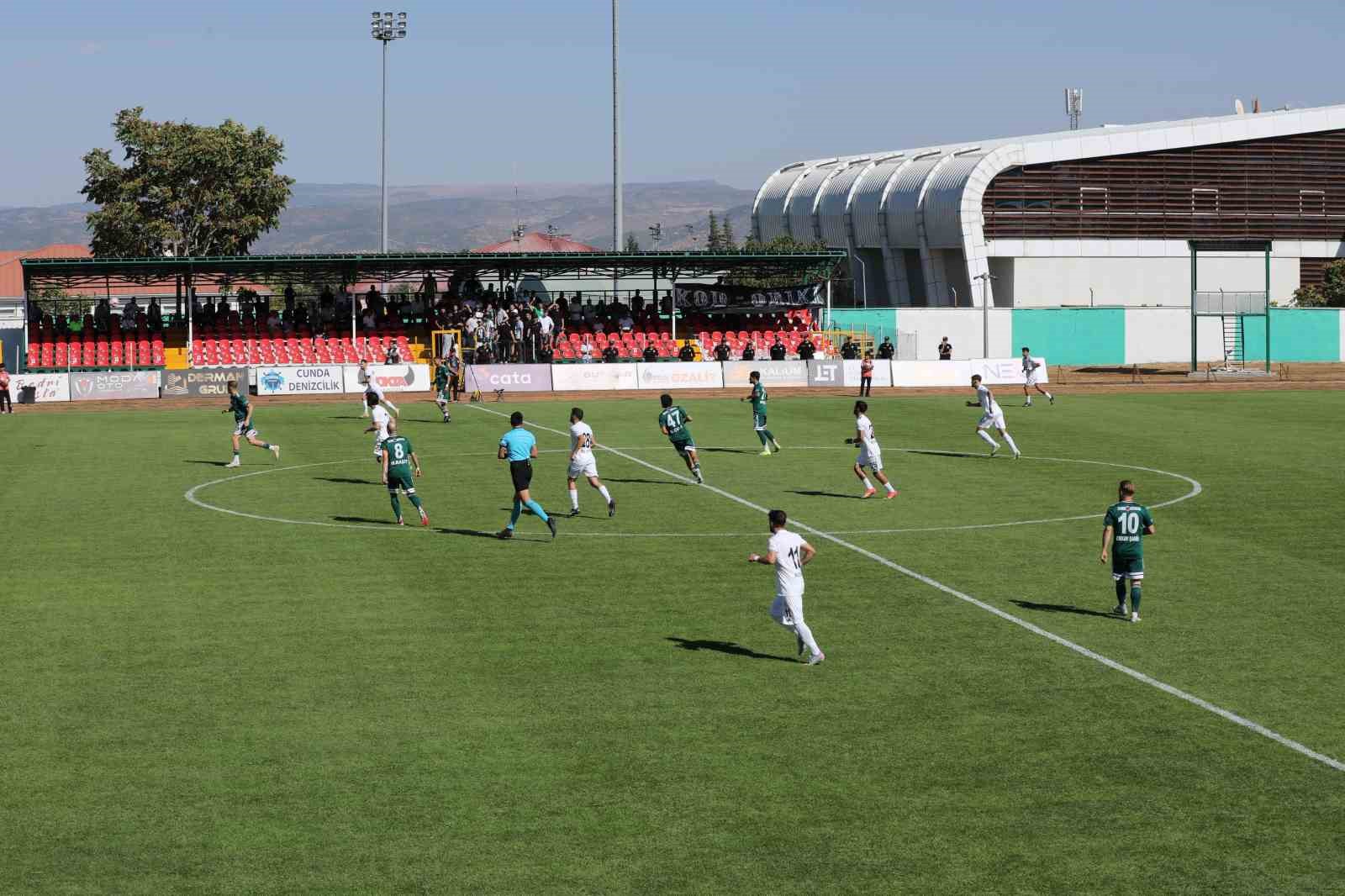12 Bingölspor’dan hem sahada hem gönüllerde galibiyet