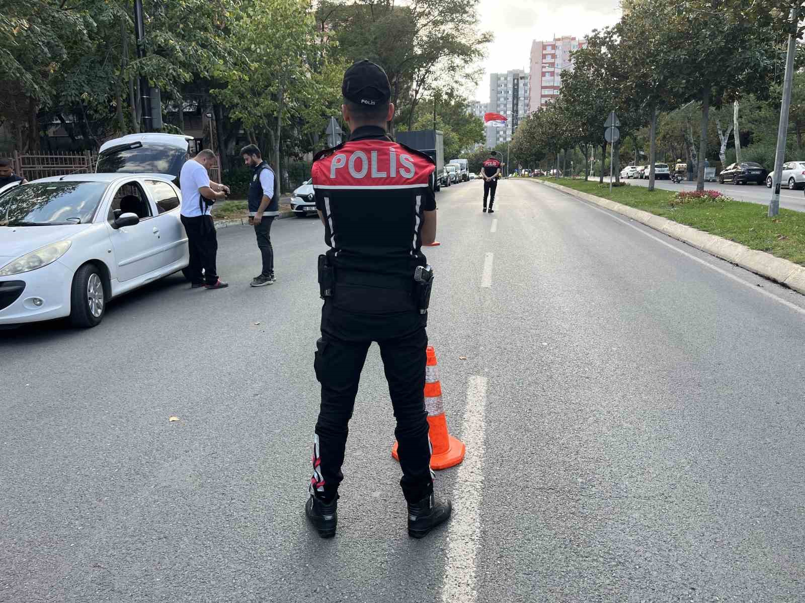 İstanbul’da okul çevreleri denetlendi