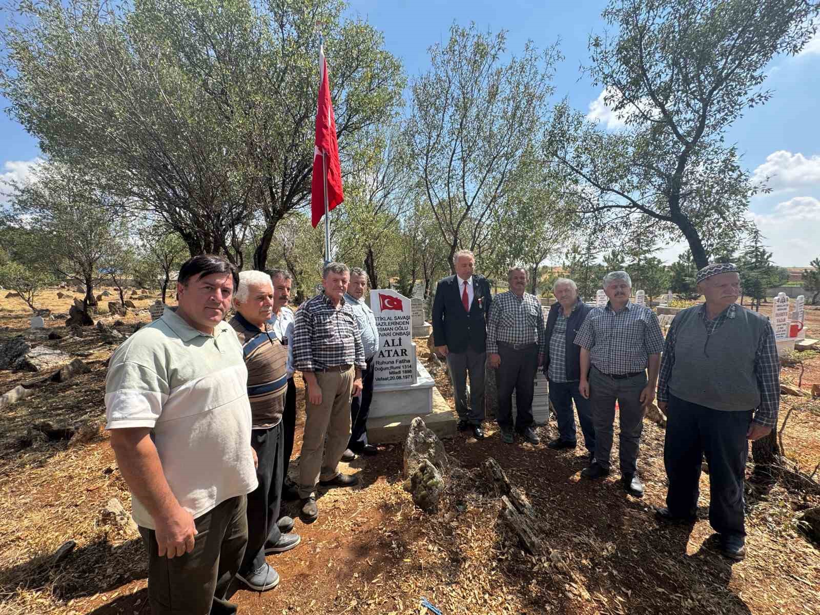 İzmir’e ilk Türk bayrağını asan Gazi Ali Atar Konya’da anıldı