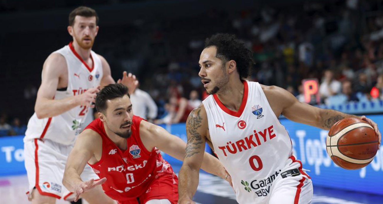 12 Dev Adam, Avrupa Şampiyonası’nda yarı finale yükseldi