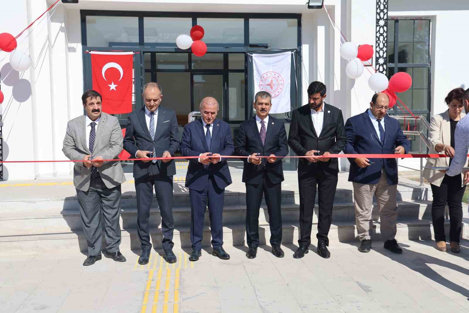 Elazığ’da 3 aile sağlığı merkezi törenle hizmete girdi