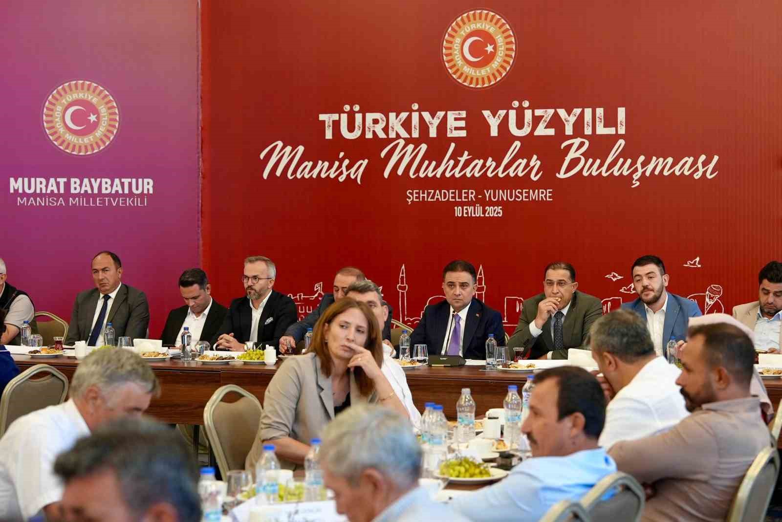 Baybatur, kamu kurumlarının il müdürleri ile muhtarları buluşturdu