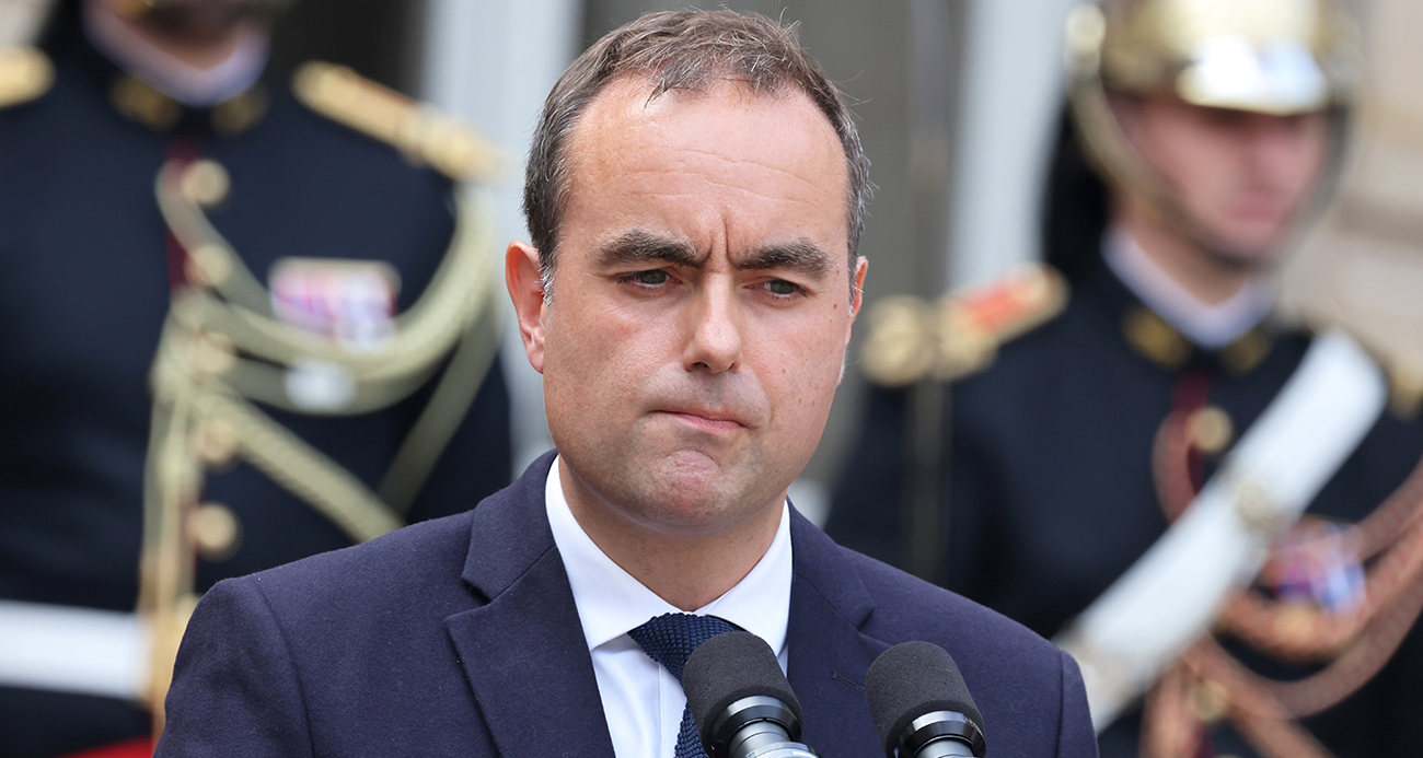 Fransa'da başbakan olarak atanan Lecornu, Bayrou'dan görevi devraldı