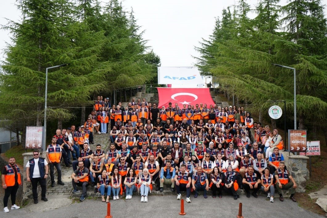 AFAD gönüllüleri ile bir araya geldi