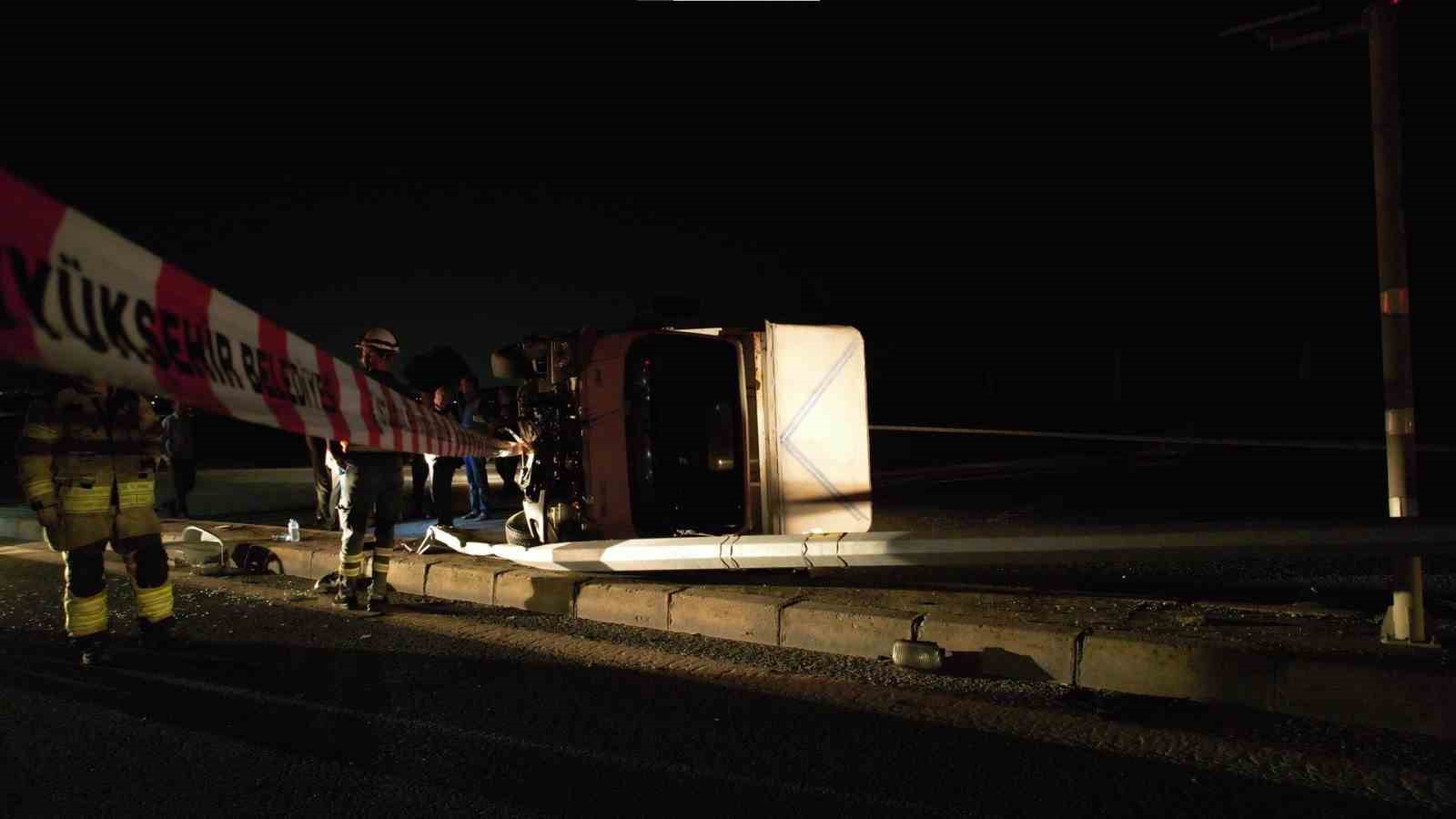 Tuzla’da pazardan dönen çift kaza yaptı: 2 yaralı