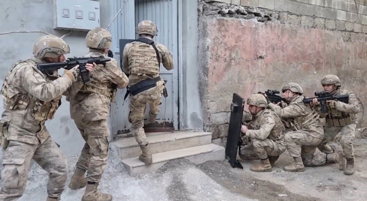 Gaziantep’te eylem hazırlığındaki DEAŞ üyelerine şafak operasyonu: 2 gözaltı