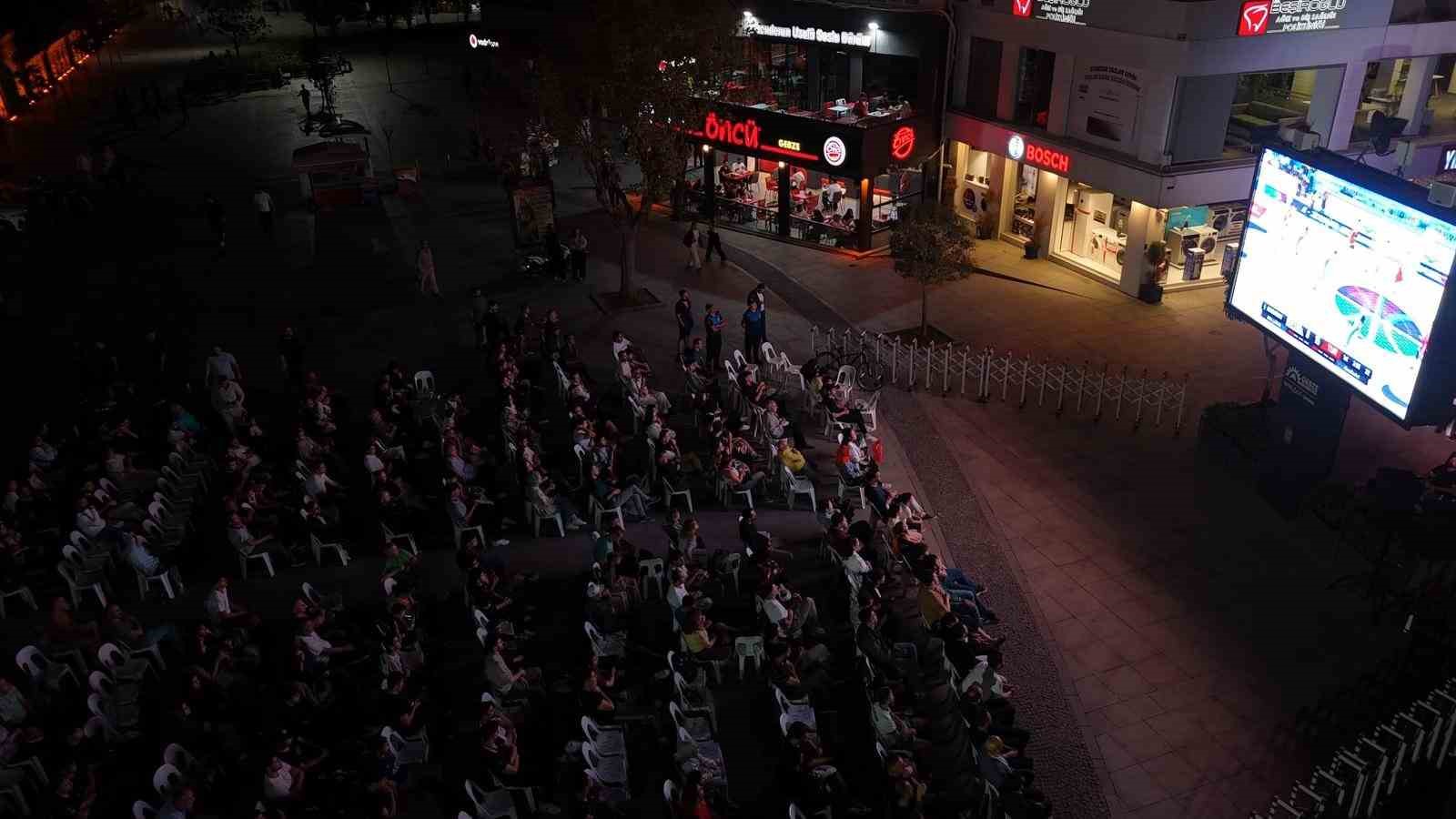 Gebze’de dev ekranda milli final heyecanı yaşanacak