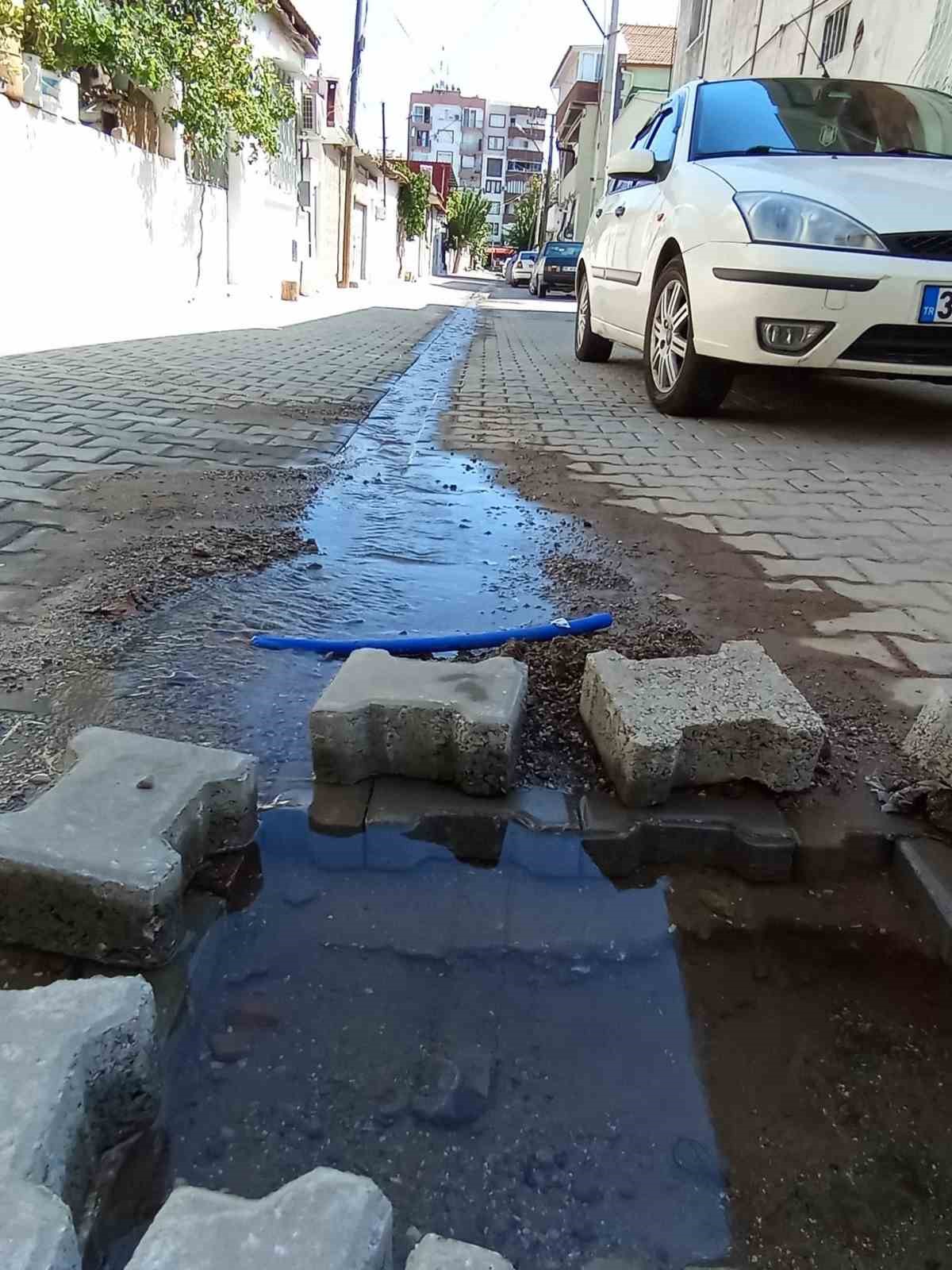 Bergama’da İZSU krizi: Su boşa akıyor