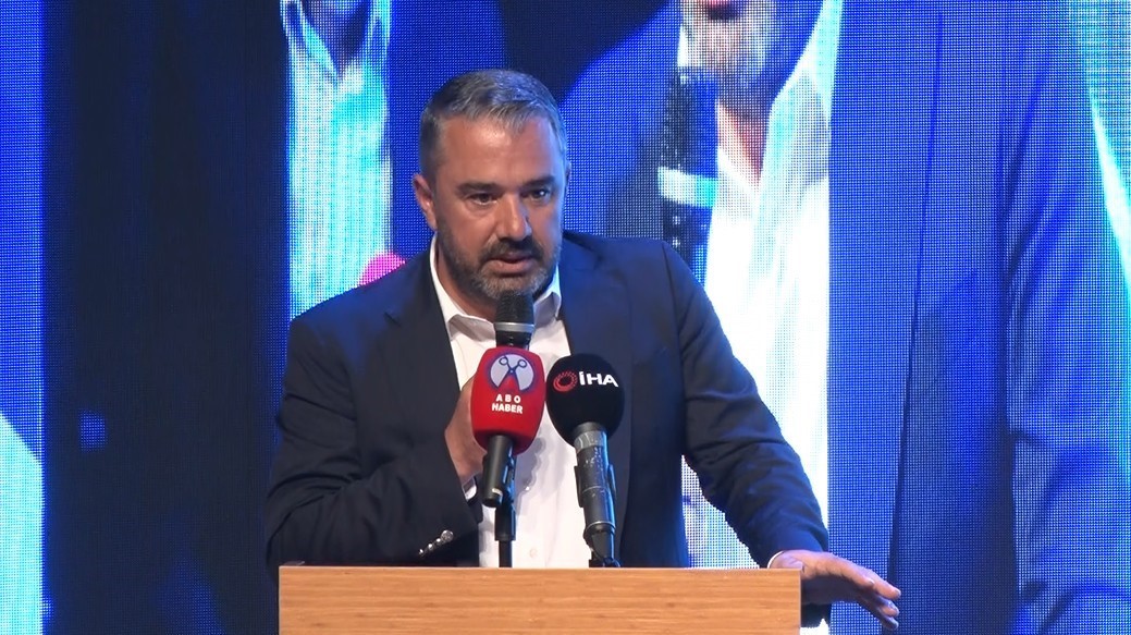 Ankara’da 400’e yakın berbere anatomik saç kesimi ve sosyal medya eğitim semineri