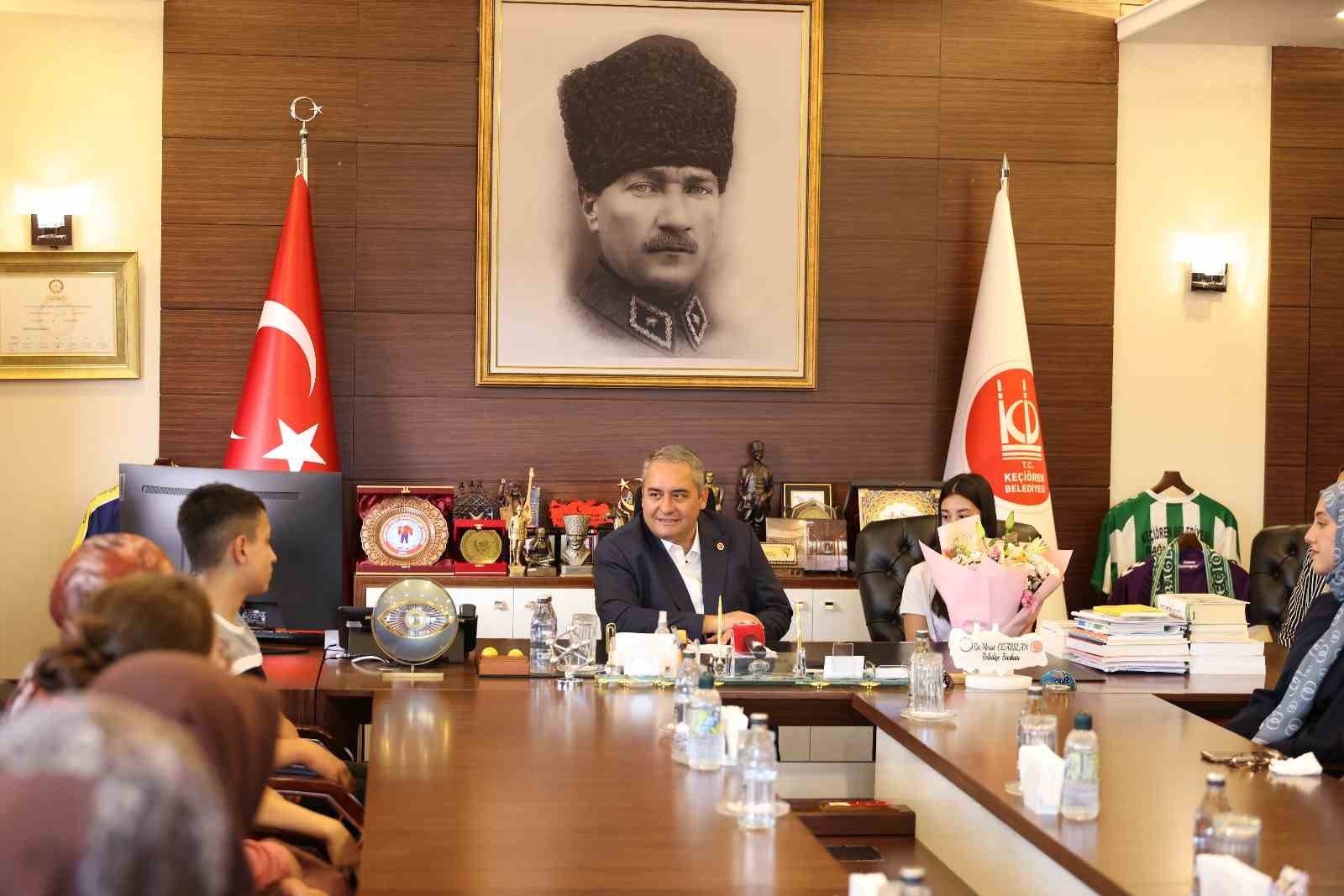 Gençler hayallerine Keçiören Belediyesi ile ulaştı