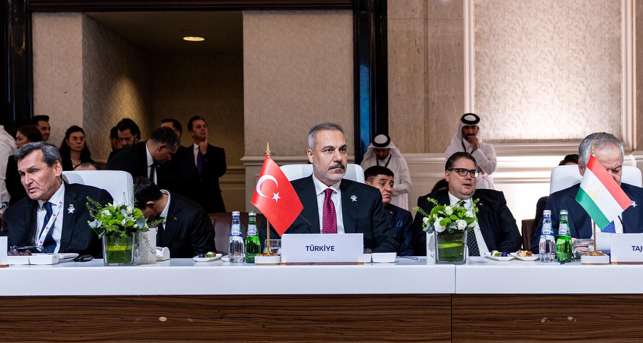 Bakan Fidan Katar’da