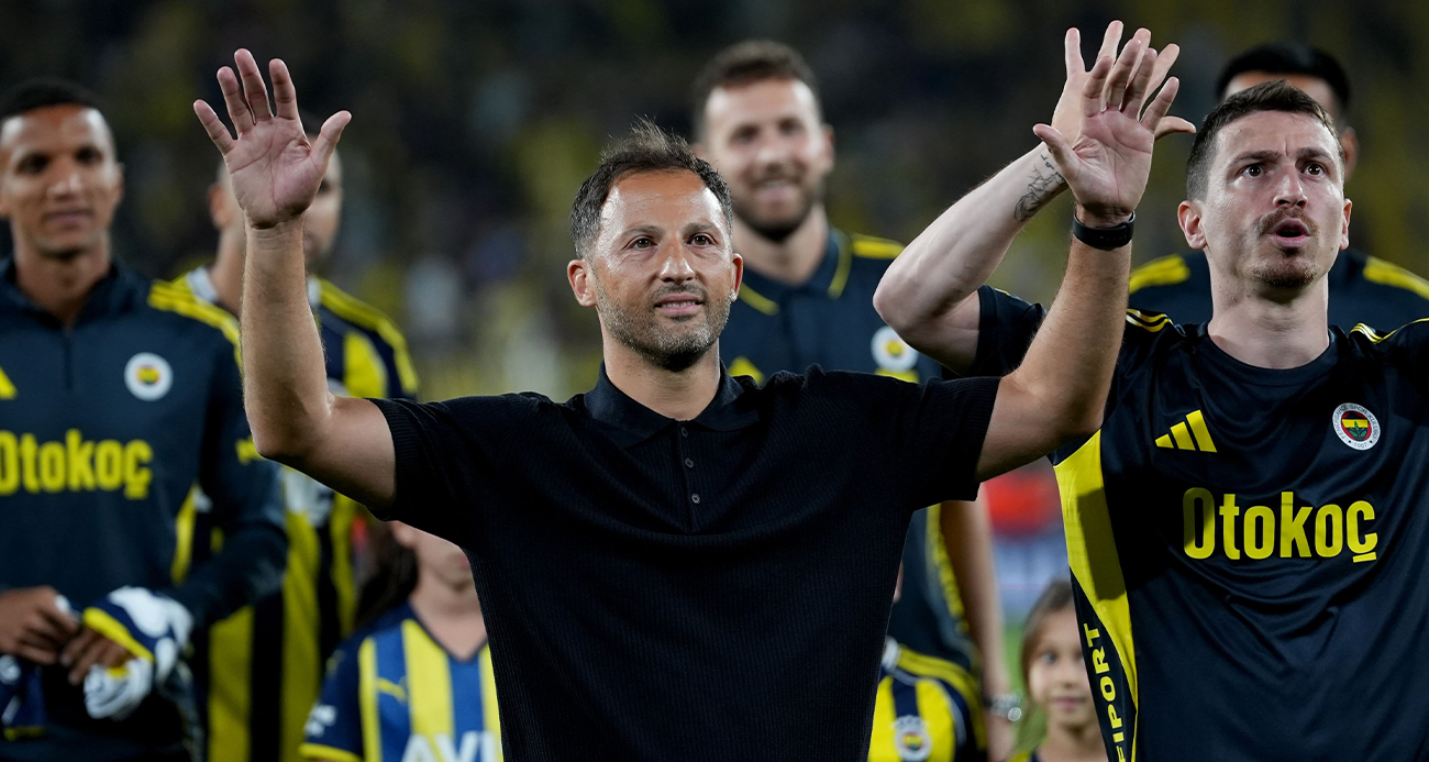 Domenico Tedesco, galibiyetle başladı