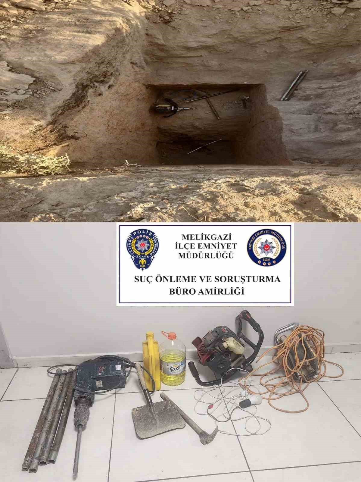 Polis ekiplerinden kaçak kazıya suçüstü: 4 gözaltı