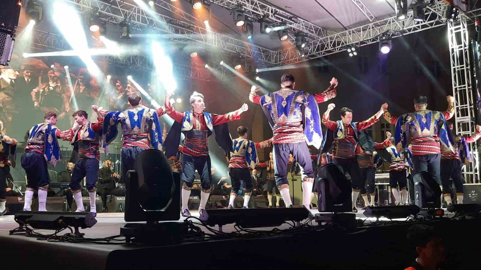 Vezirköprü’de Gençlik Konseri coşkusu