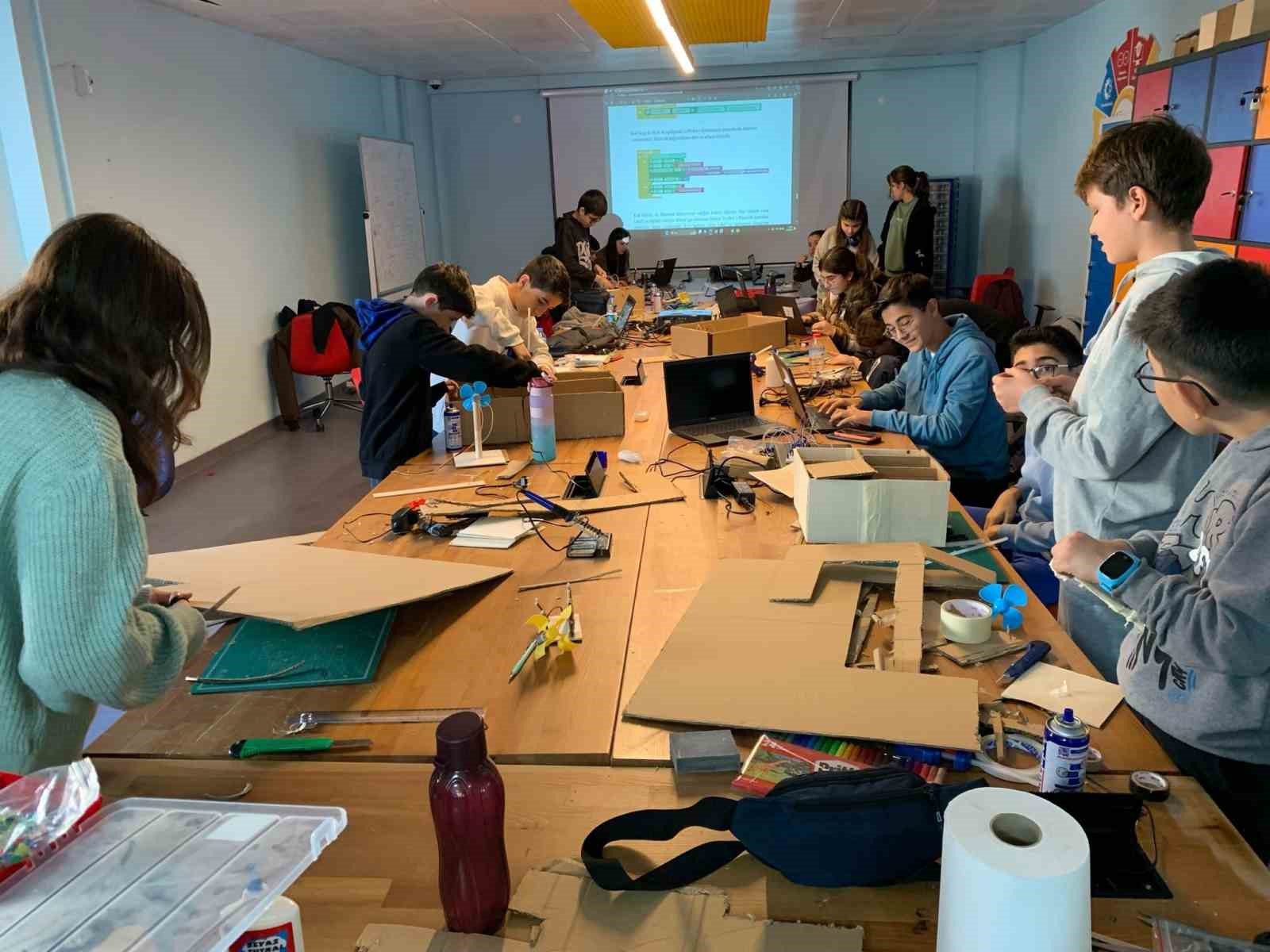 Bilim Akademisi’nde eğitim heyecanı başlıyor