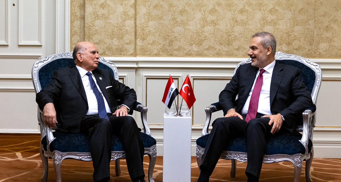Dışişleri Bakanı Fidan, Irak Dışişleri Bakanı Hüseyin ile bir araya geldi