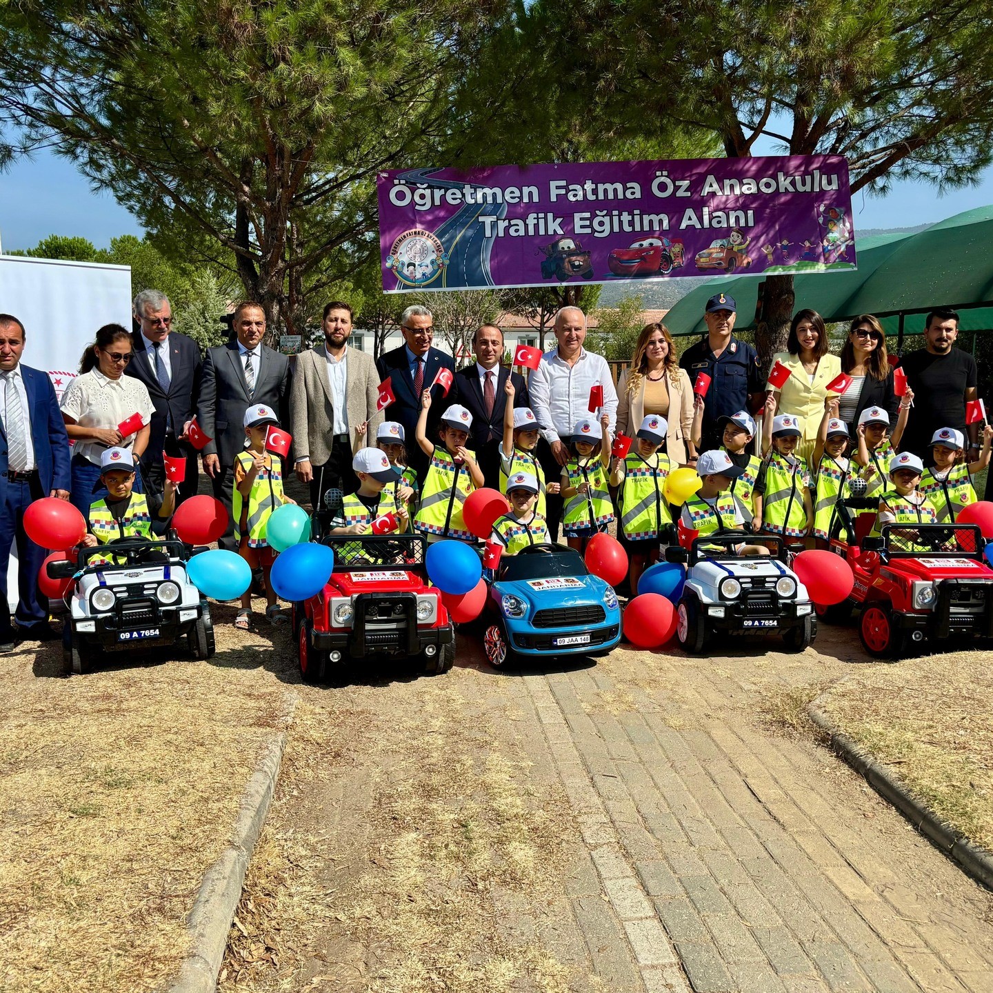 Çine’de öğrenciler akülü araçla trafik kurallarını uygulamalı öğrenecek